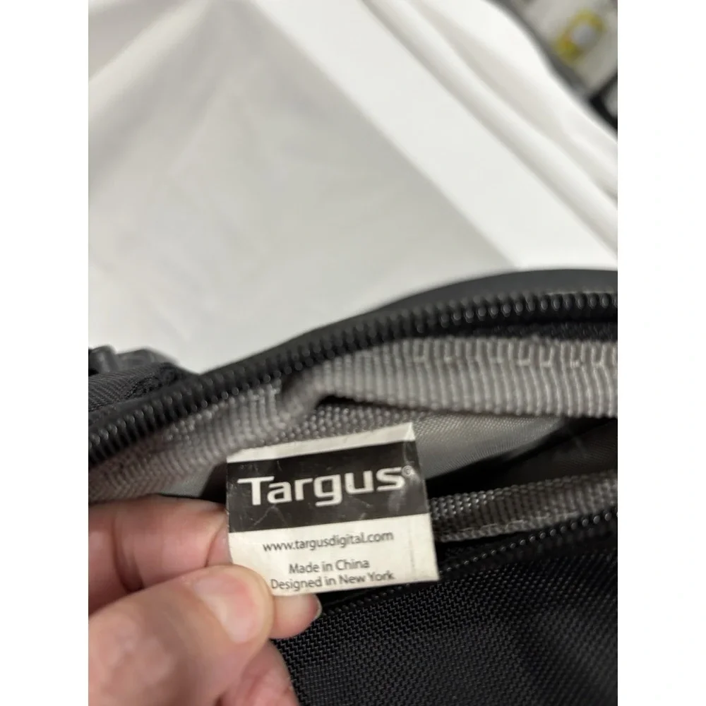 Targus Digital 17